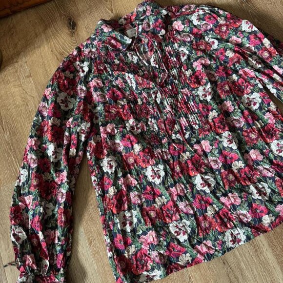 J.Crew Liberty Scalloped Sleeve Art Poppy Amelie Floral Sleeve Top Size M - Picture 2 of 7